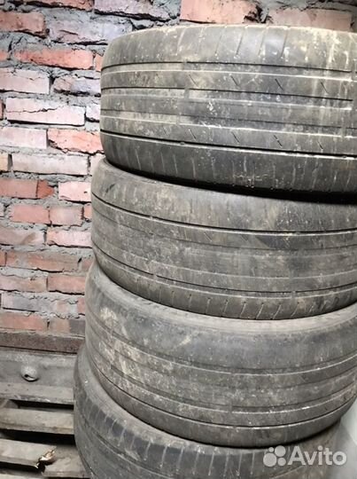 Kumho Cargo Mate 874 235/50 R18