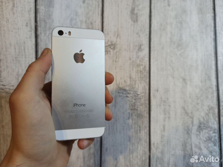 iPhone 5S, 16 ГБ