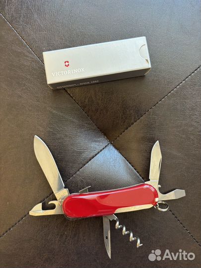 Новый нож Victorinox 2.3603.SE Evolution S101 Red