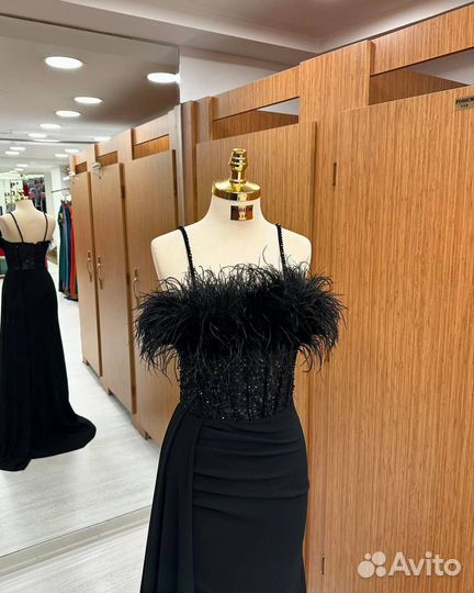 Свадебное платье для вечернего праздника