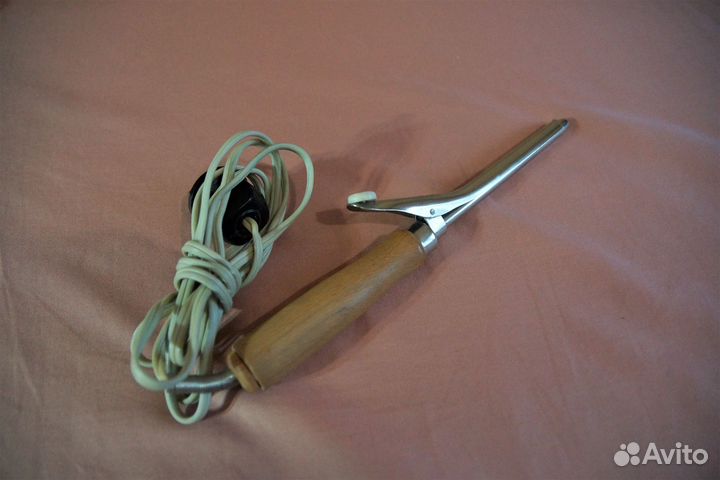 Плойка для завивки волос