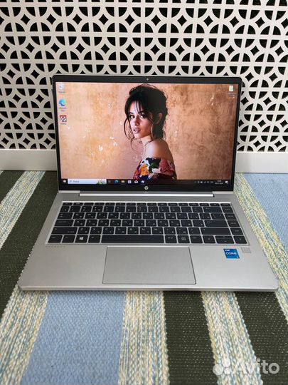 Ноутбук HP probook 640 G8