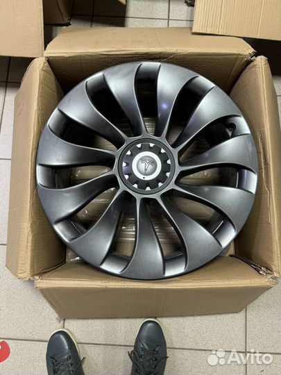 Диски tesla r21