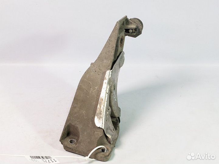 Кронштейн двигателя правый Bmw X5 E70 M57D30 2009