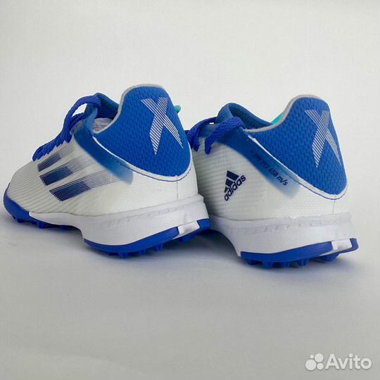 Детские футбольные бутсы Adidas. Размер 33,5