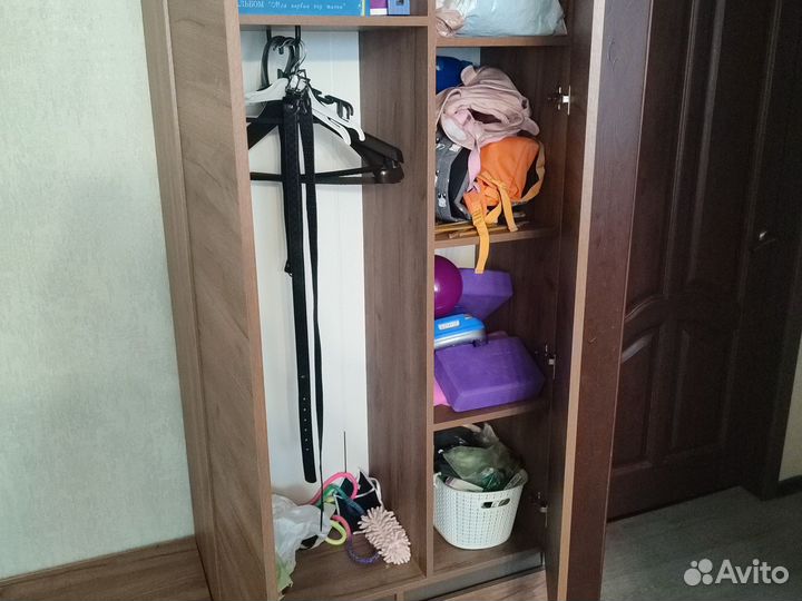 Тумба под тв и шкаф