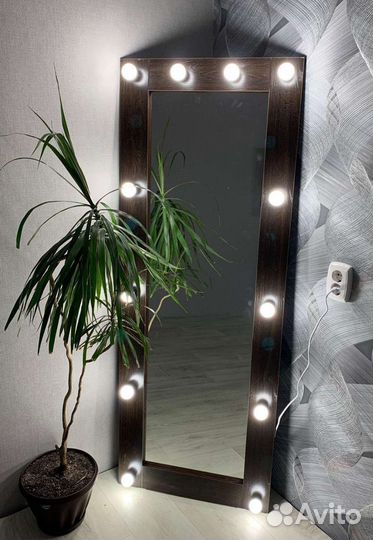 Гримерное зеркало