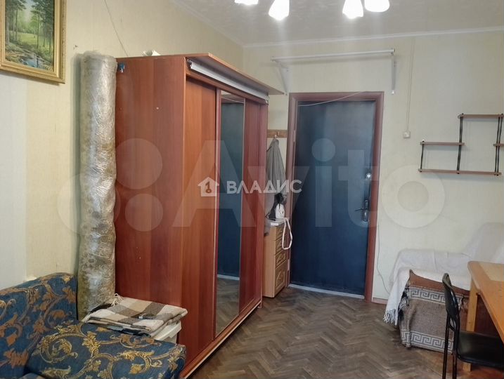 Комната 13,2 м² в 5-к., 1/12 эт.