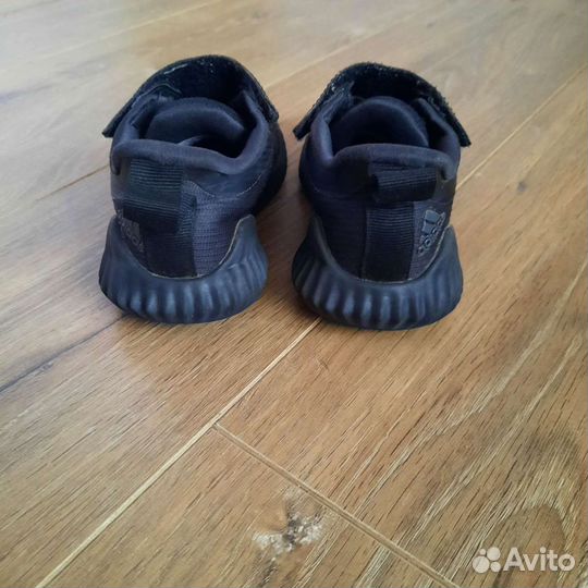 Кроссовки детские adidas