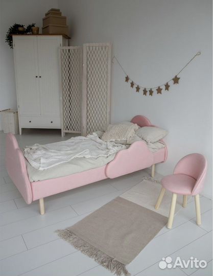Детская кровать от 2 лет с бортиками мягкая
