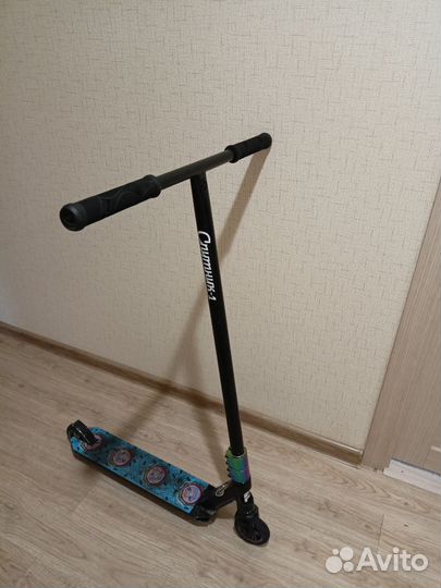 Трюковой самокат