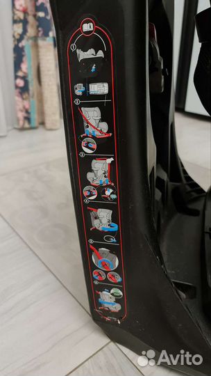 Детское кресло с поворотным механизмом maxi cosi