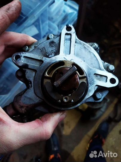 Вакуумный насос BMW N46