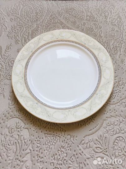 Тарелка 26 см
