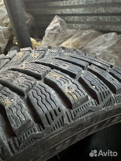 Michelin X-Ice North 4 205/50 R17 93T