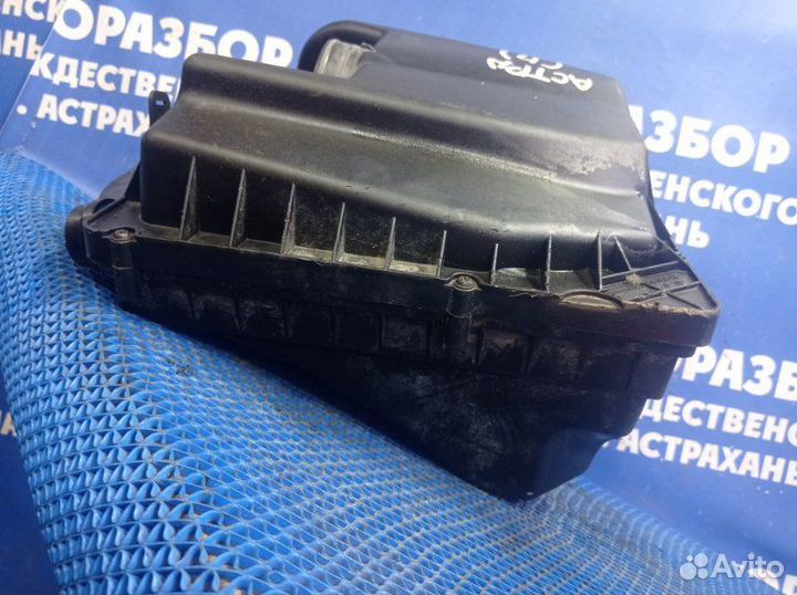 Корпус воздушного фильтра Opel Astra Gtc купе