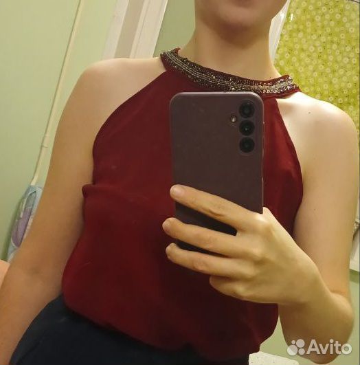 Нарядная блузка М