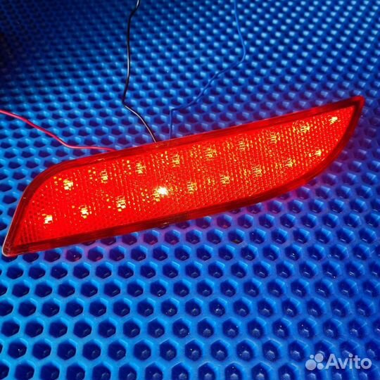 Катафоты заднего бампера Приора 2 LED Новые