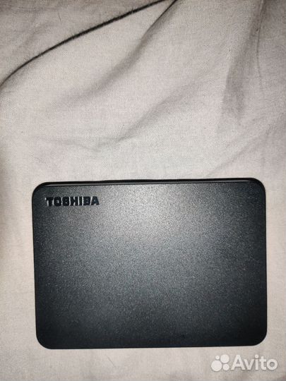 Жесткий диск на 1 тб от toshiba
