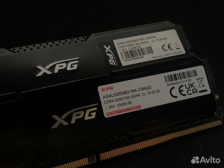 Оперативная память DDR 4 adata XPG gammix D20 2x8