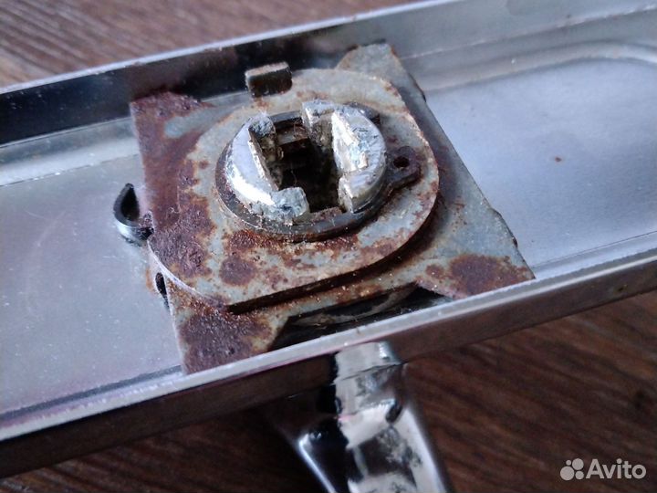 Ручка дверная на планке бу