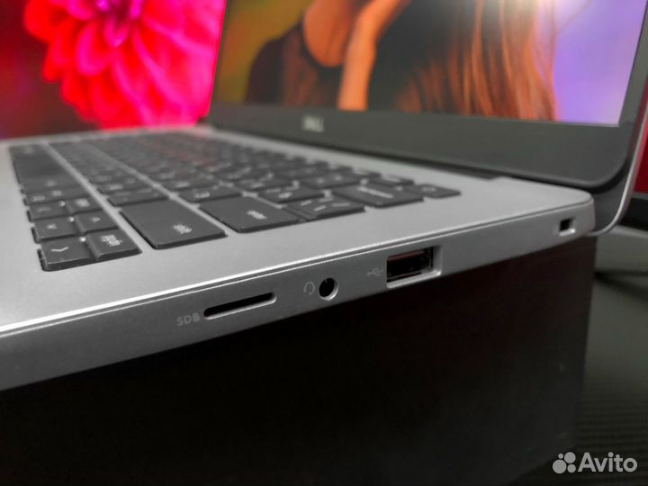 Ультрабук Intel IPS SSD