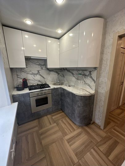 2-к. квартира, 44 м², 3/9 эт.