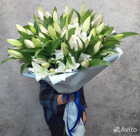 Лилии букет доставка