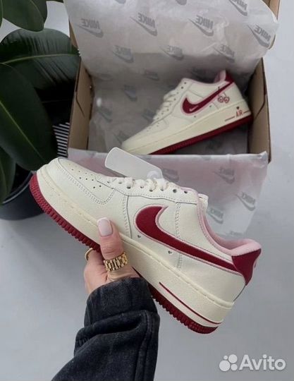 Nike air force 1 low valentine s day