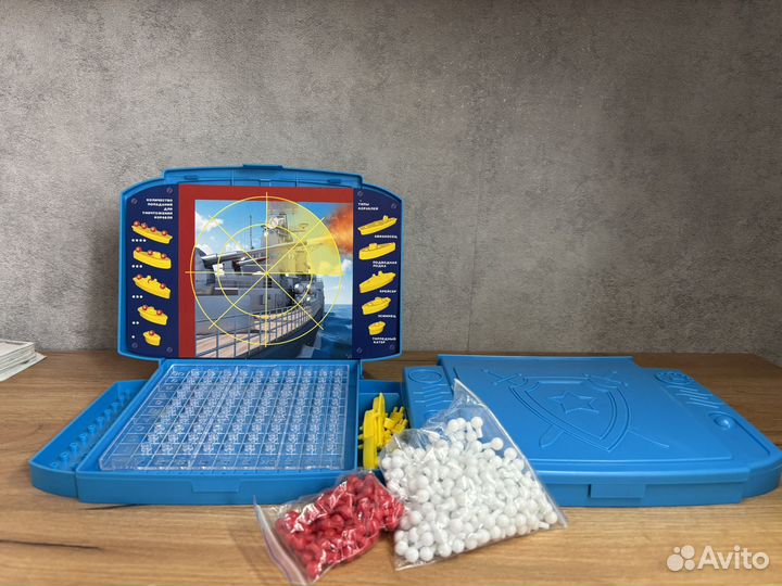 Игра настольная, морской бой