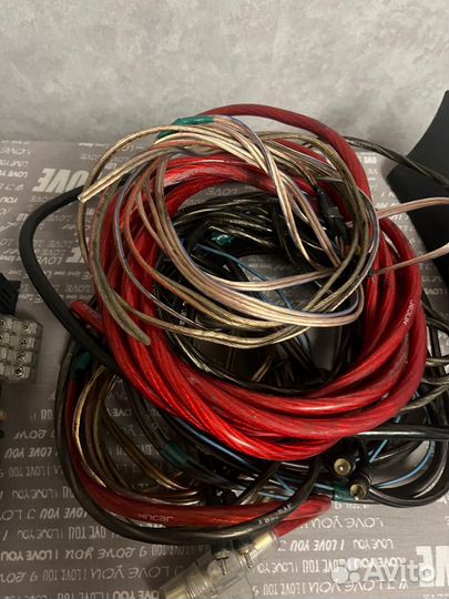 Музыка в автомобиль