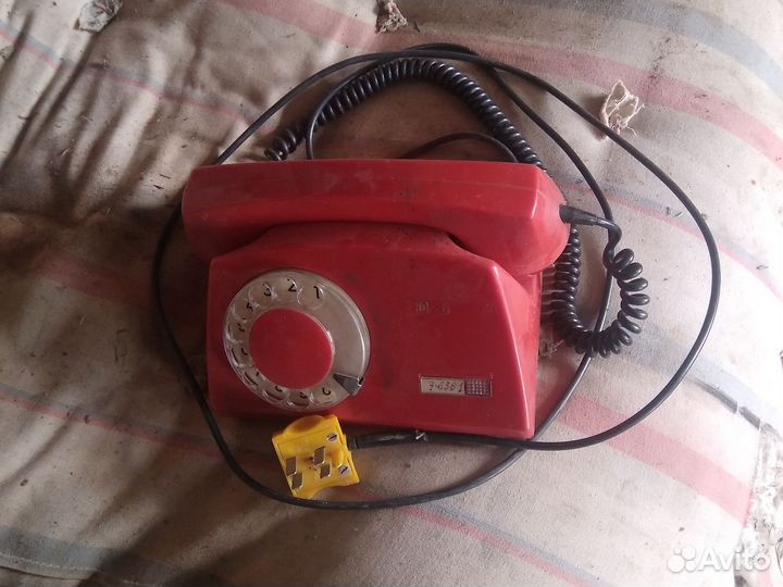 Старый телефон СССР
