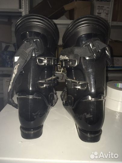 Горнолыжные ботинки