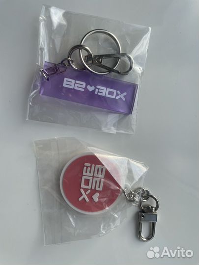 Брелок 82box розовый