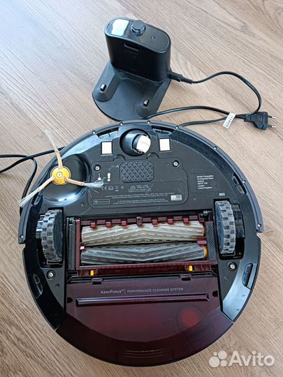 Робот пылесос IRobot Roomba 865