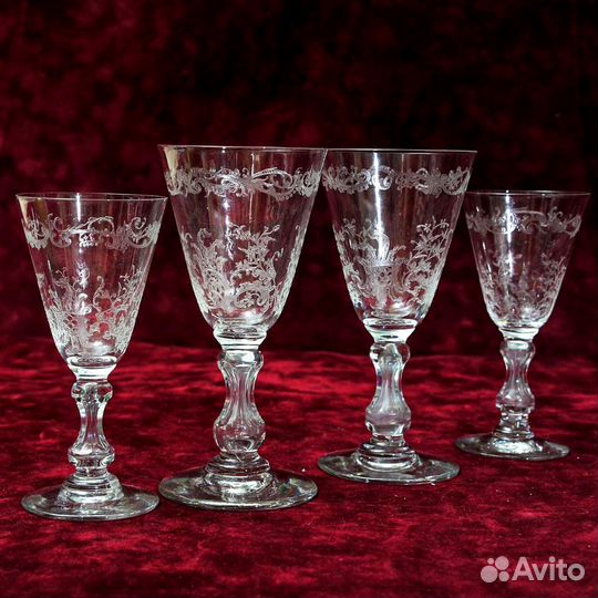 Хрустальная конфетница