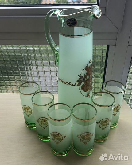 Кувшин цветное стекло/графин Богемия, Чехия