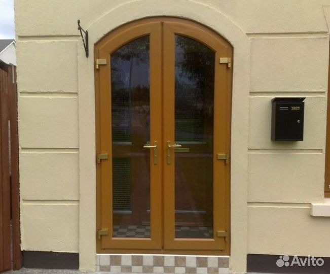 Дверь пластиковая
