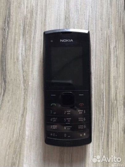 Nokia X1-01