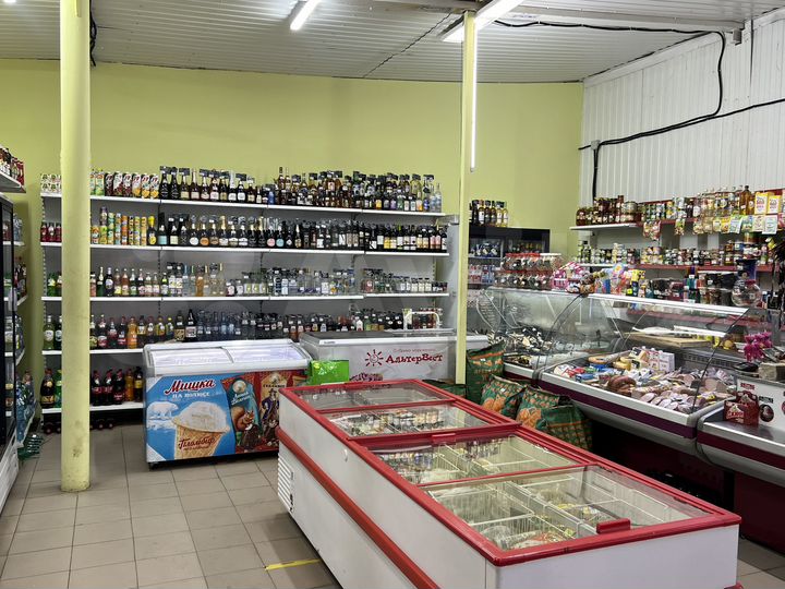 Склад, 710 м²