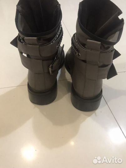 Ботинки