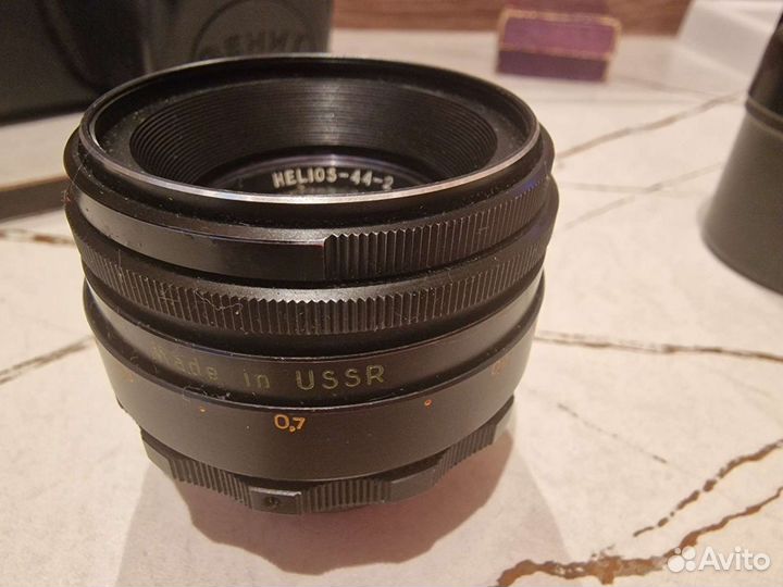 Плёночный фотоаппарат zenit