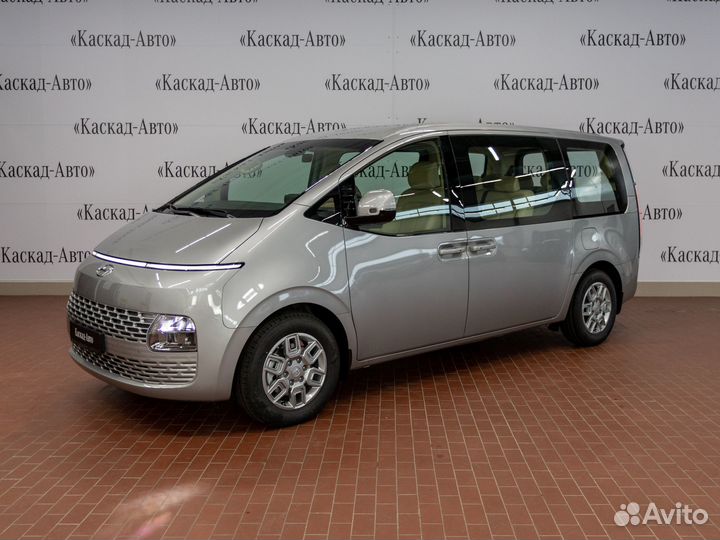 Hyundai Staria 2.2 AT, 2023