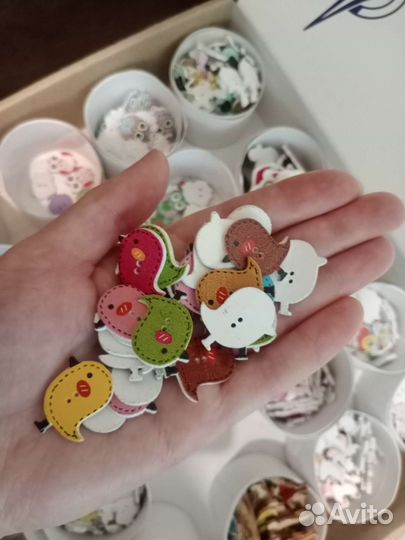 Пуговицы деревянные. Птицы, совы