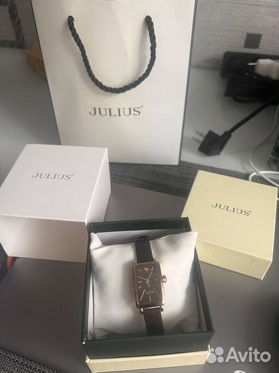 Часы женские julius