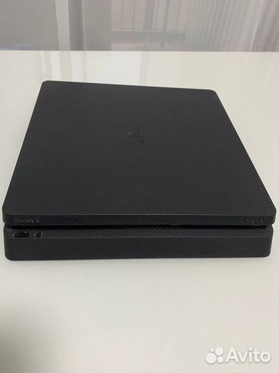 Sony playstation 4 PS4 slim 1tb
