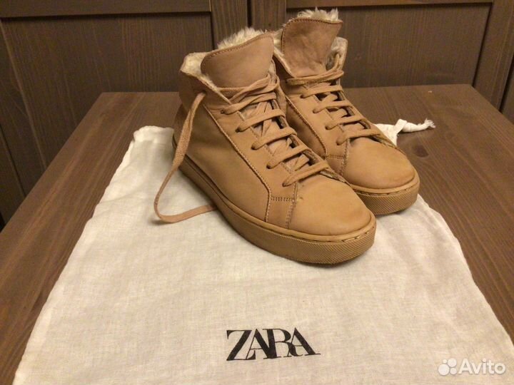 Кроссовки женские Zara из натуральной замши