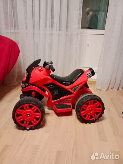 Детский квадроцикл на аккумуляторе бу