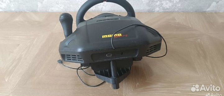 Руль Logitech Momo racing