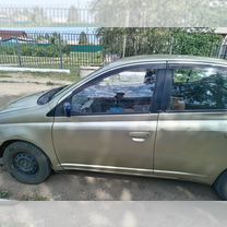 Toyota Platz 1.0 AT, 2000, 220 000 км, с пробегом, цена 120 000 руб.